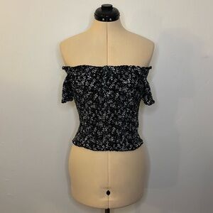 Roxy Black/White Floral Smocked Lace-Up Off-The-Shoulder Short Sleeve Crop Top L